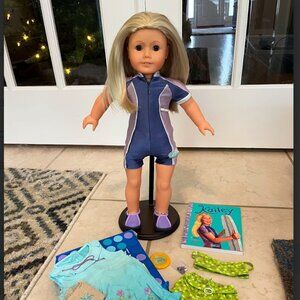 RETIRED American Girl doll Kailey Hopkins + outfit &book - Excellent Condition